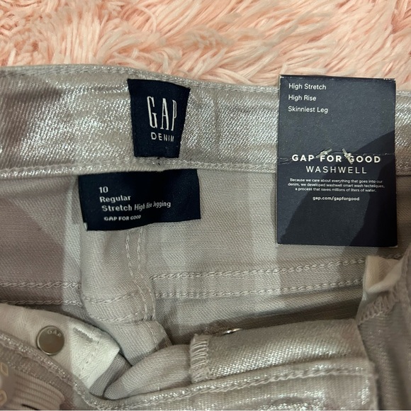 NWT GAP Shiny Silver High-Rise stretch pants Size 10 - Picture 2 of 10